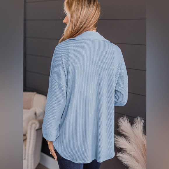 Sky Blue Ribbed Button Down Shacket, Long Sleeved, Collar and Pockets, Small - Picture 3 of 5